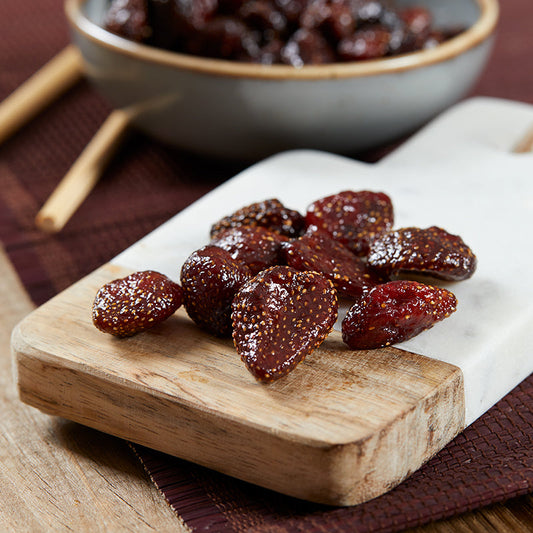 Organic Dried Strawberries: Sweet & Simple